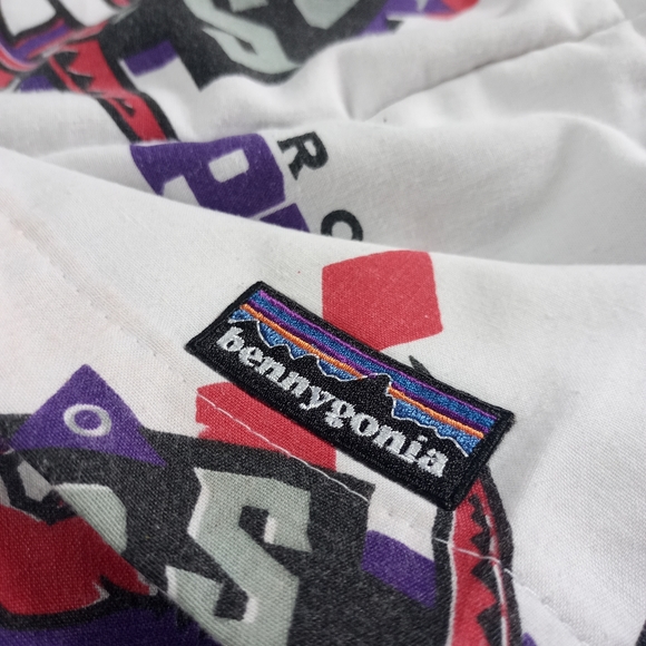 SOLD OUT Custom Reworked Vintage 1994 Toronto Raptors Bennygonia Shorts Handmade - Picture 3 of 10